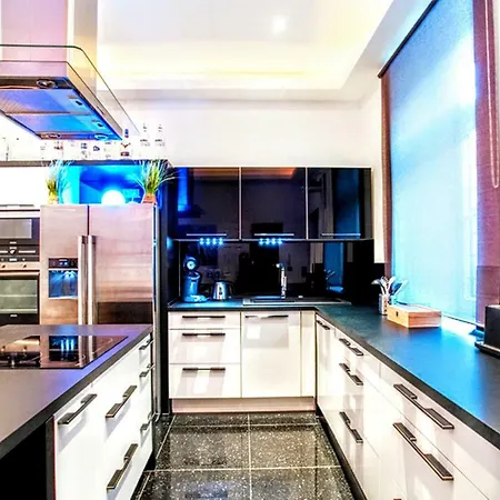 Luxury Penthouse Διαμέρισμα *